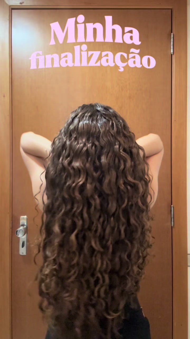 @Laís