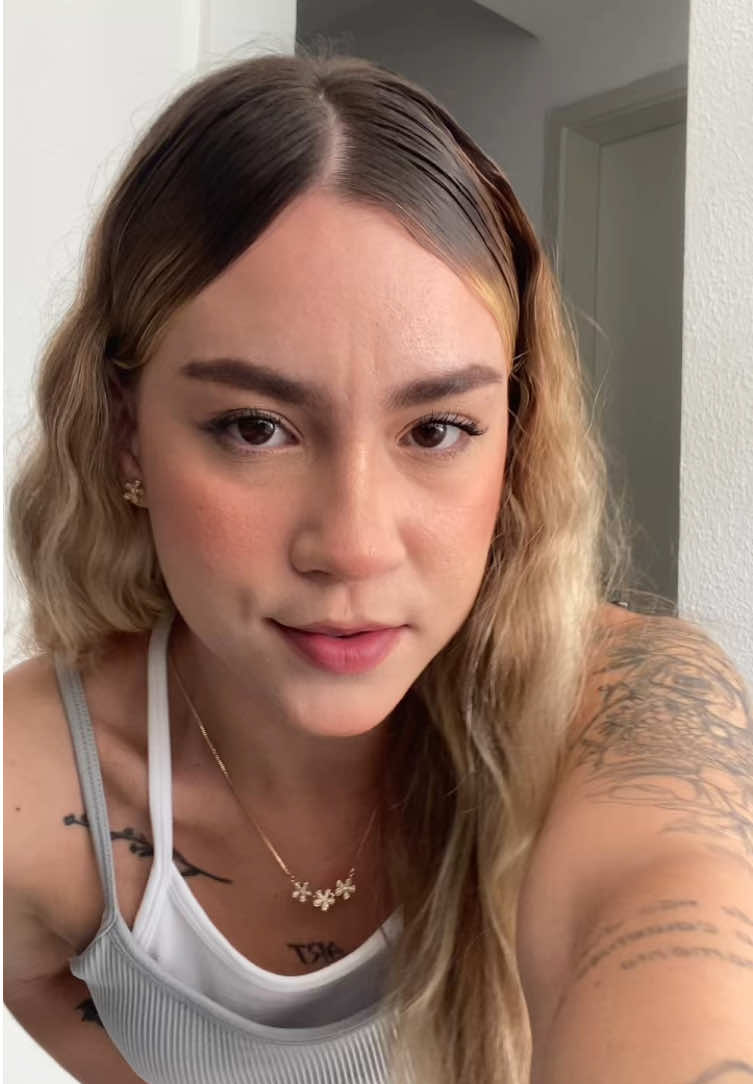 @BrunaRioss_