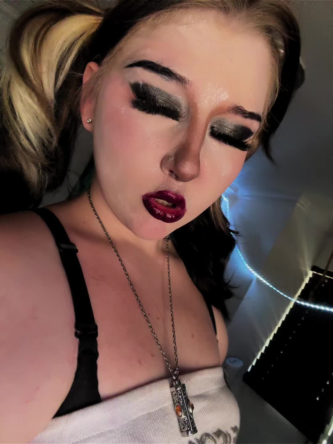 @777alex444