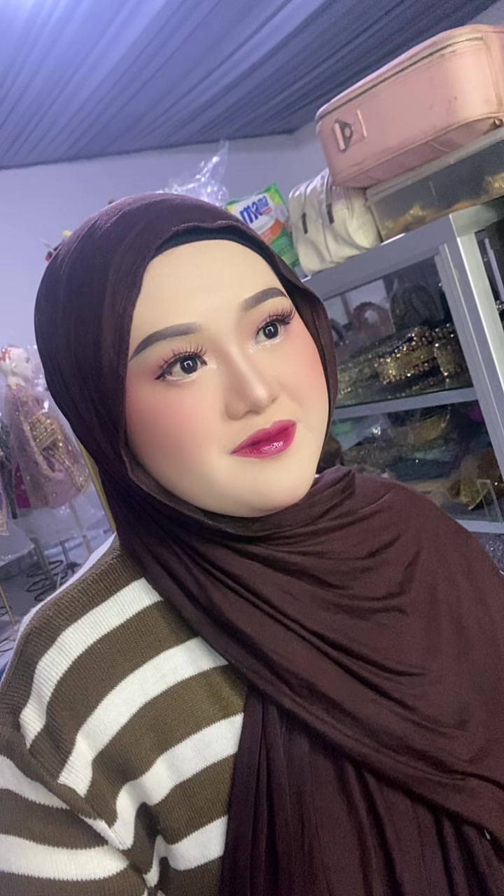 @hermawatimakeuphairdo,MUABone