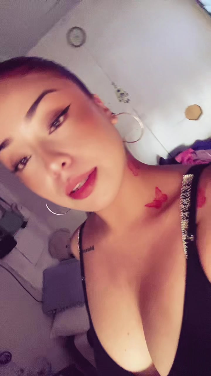 @Danielaa Andreaa 🦋