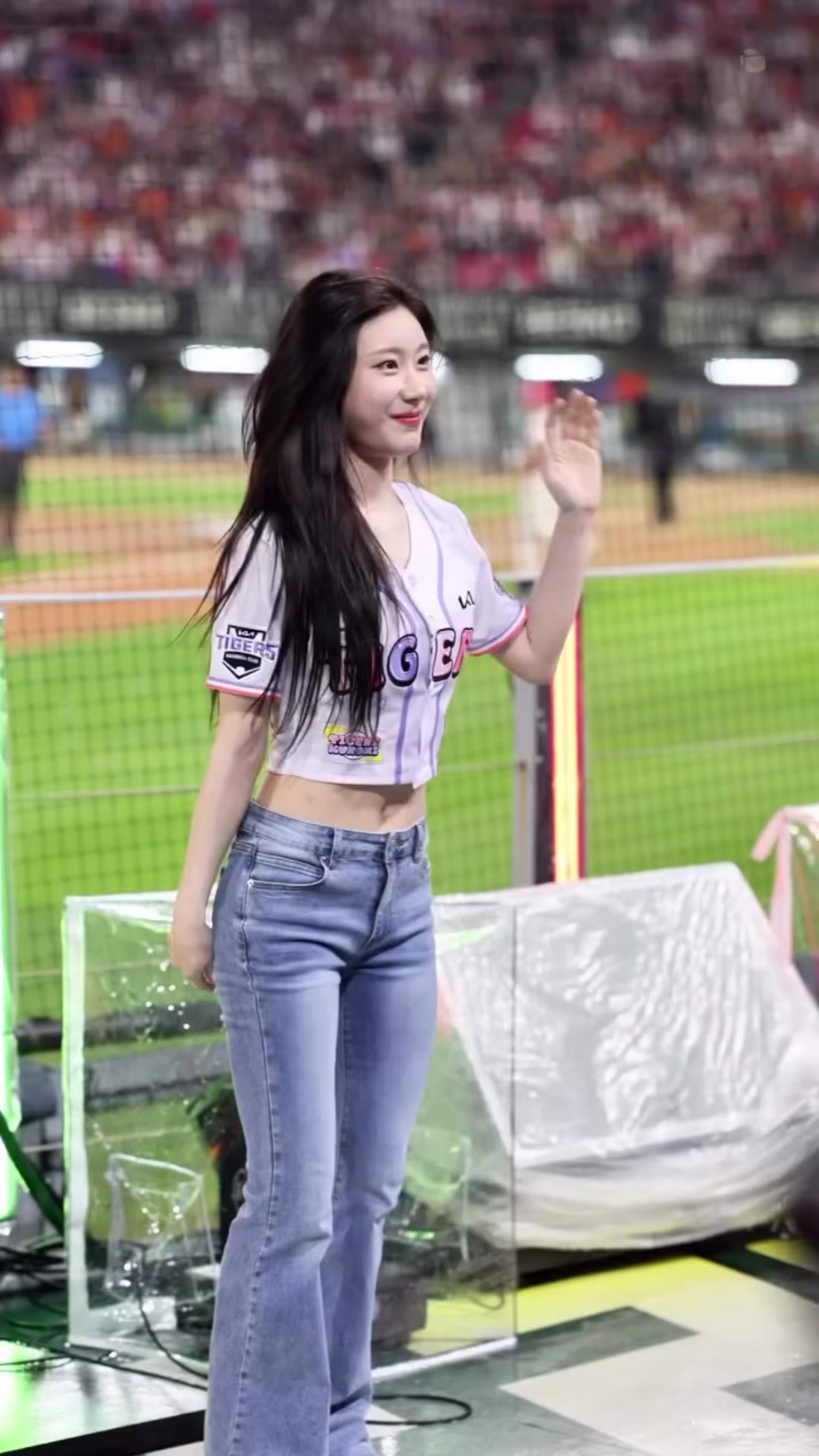 @Chae.