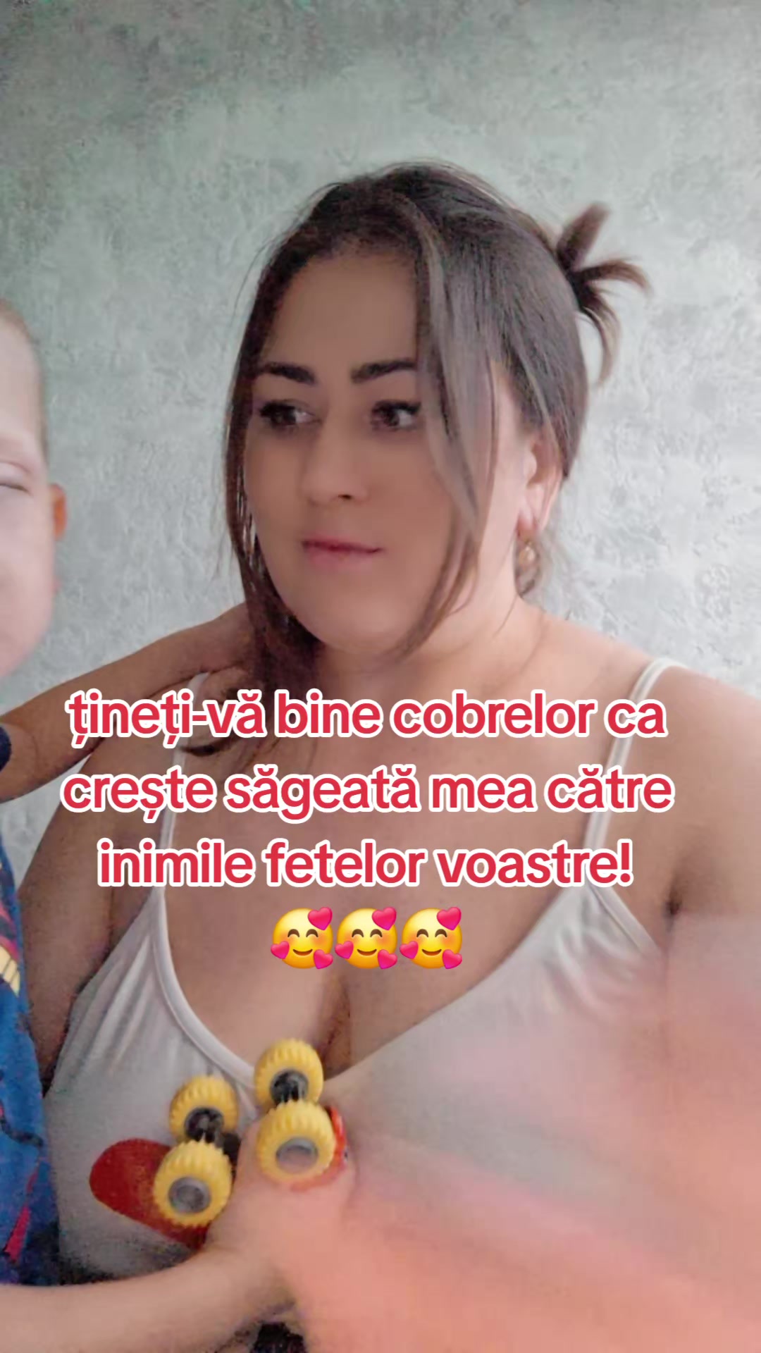 @Victorița
