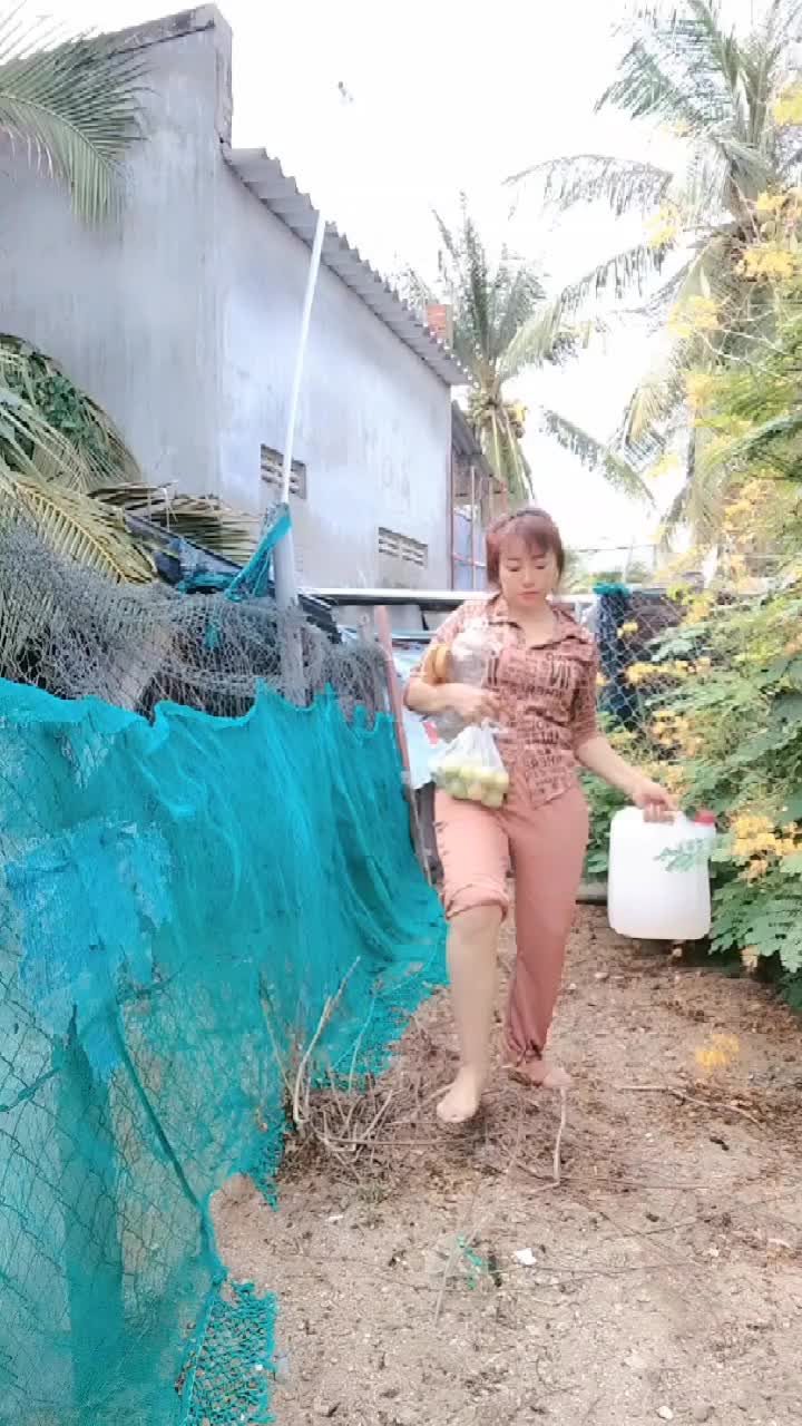 @🆚CÔ HAI NINH THUẬN
