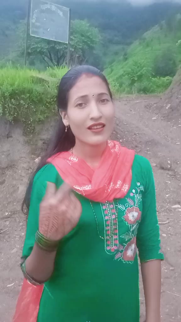 @Mina Shahi Thakuree