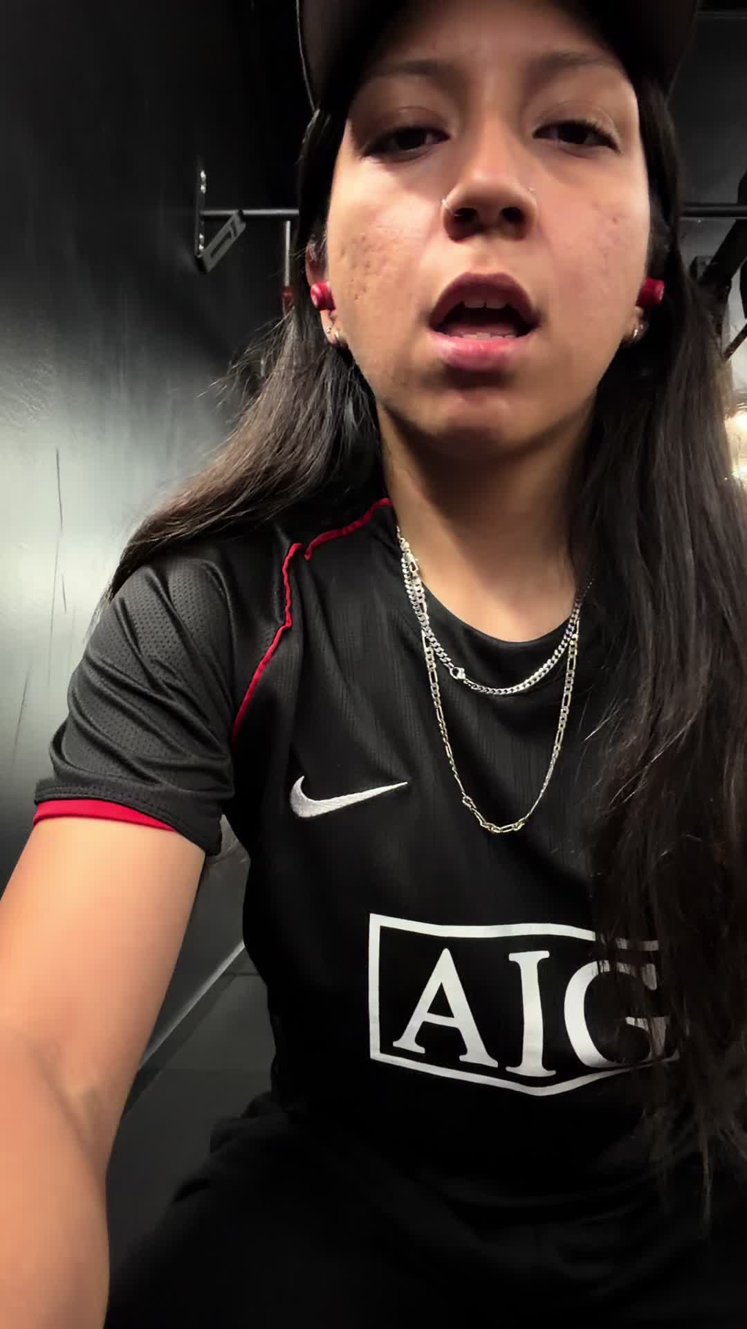 @🤠