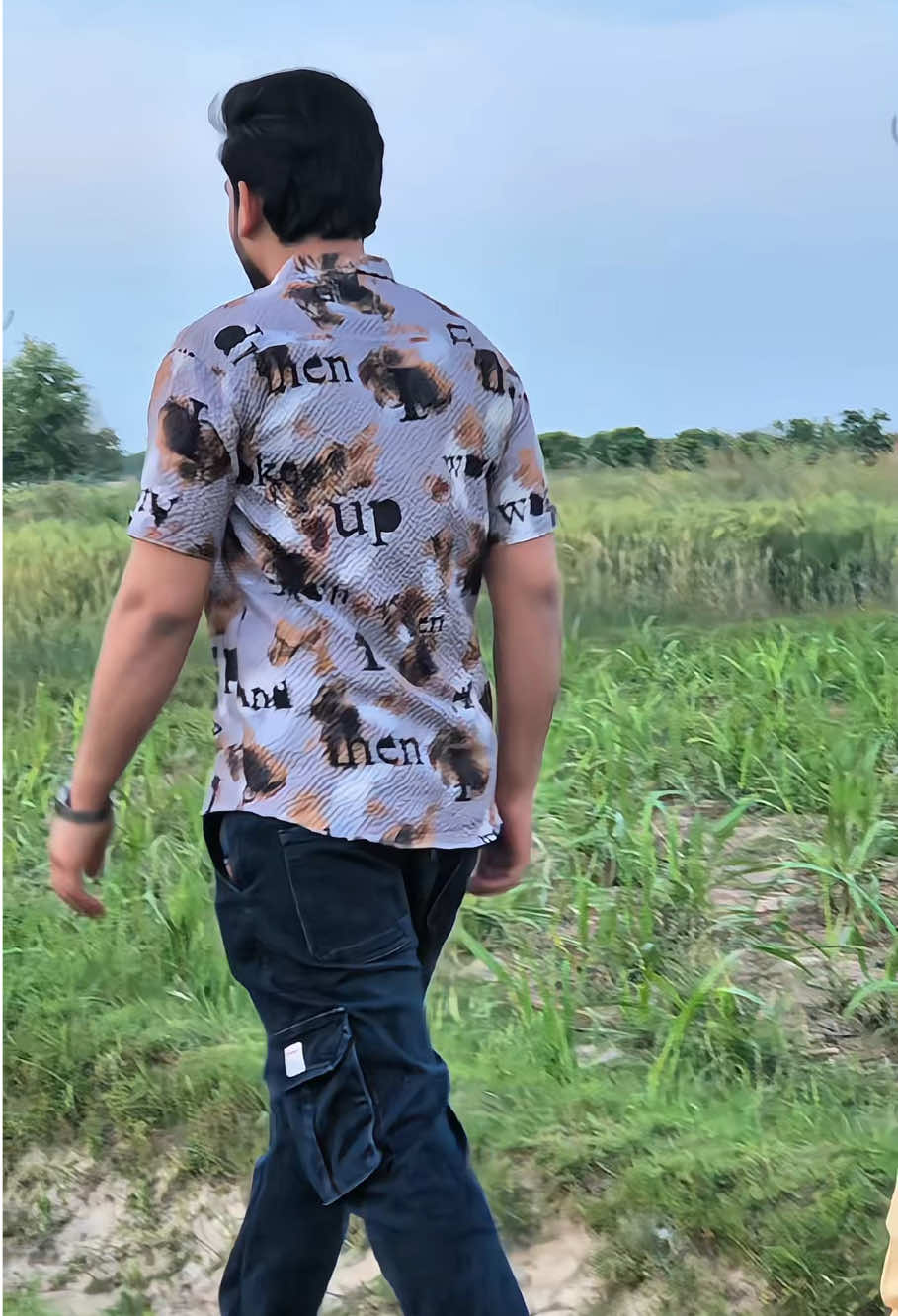 @𝐌𝐮𝐛𝐞𝐞𝐧 𝐓𝐚𝐫𝐢𝐪