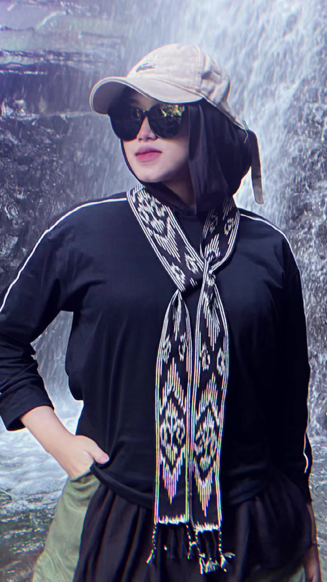 @farahdns