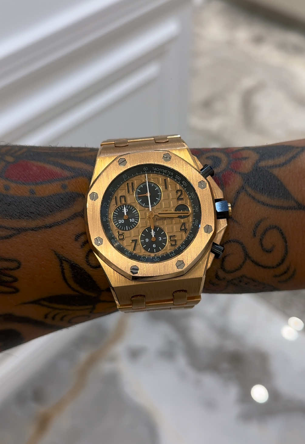 @E.G_WATCH