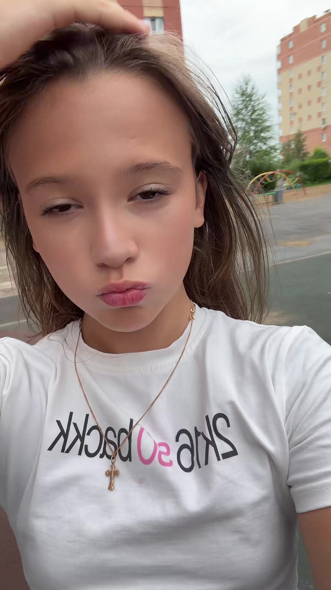 @arishaa