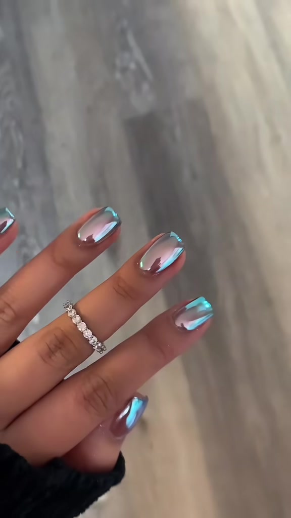 @Riya's Nails