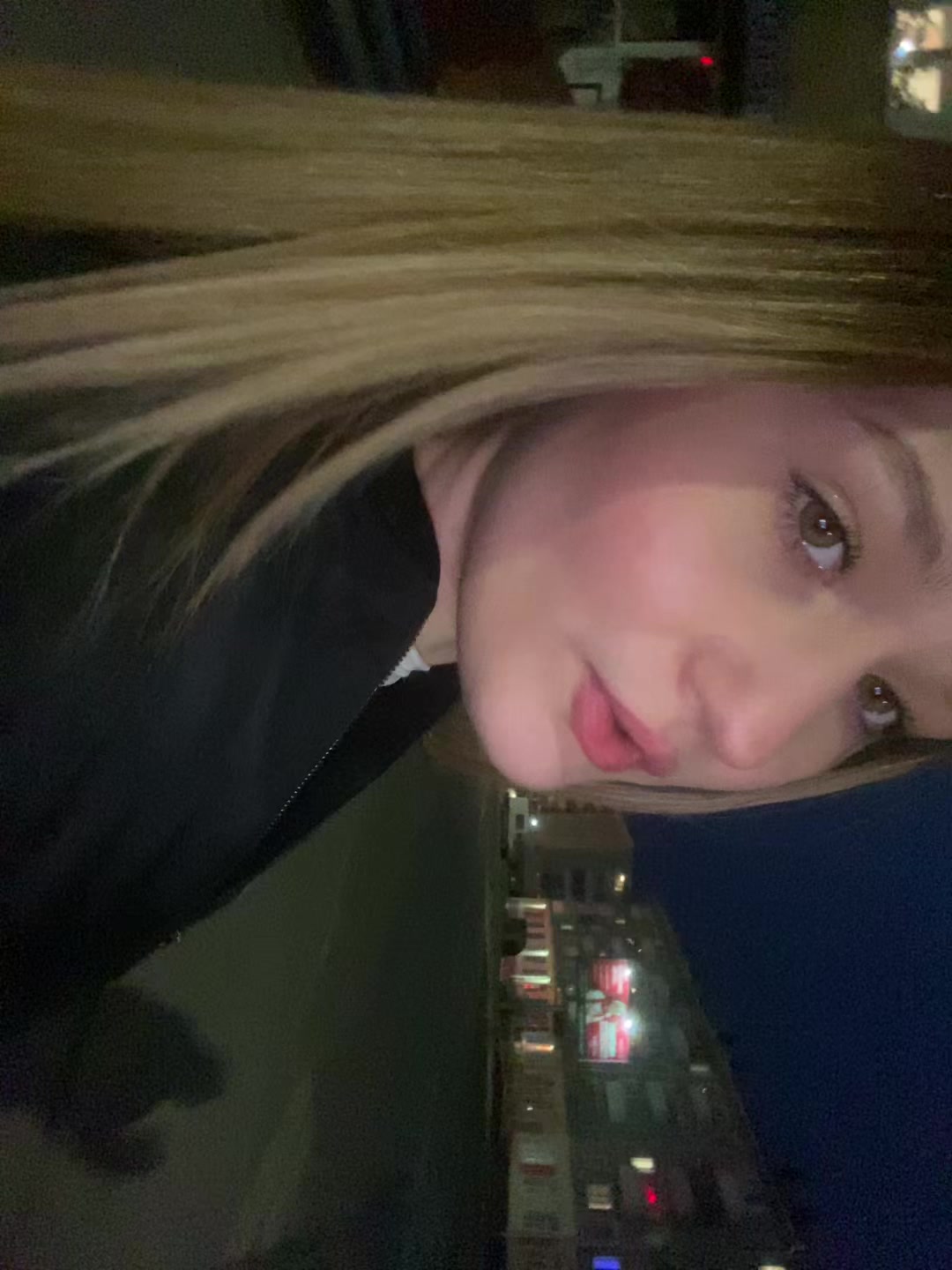 @вика