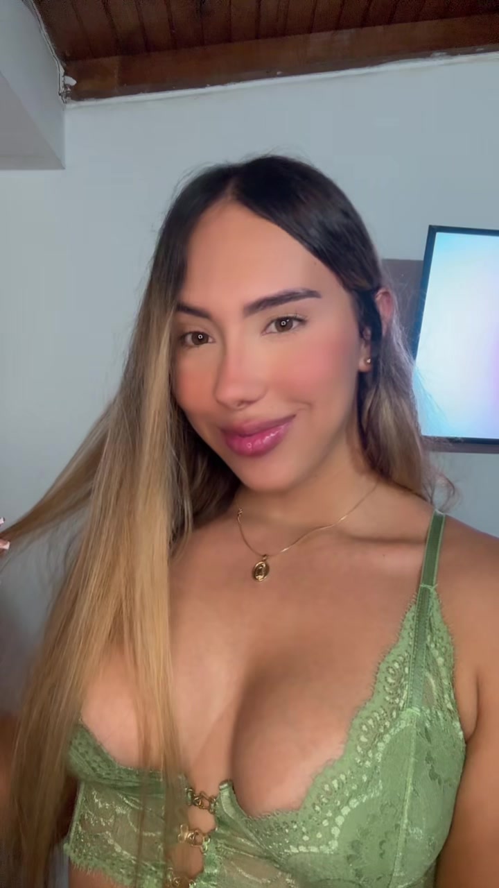 @Karen Dayana