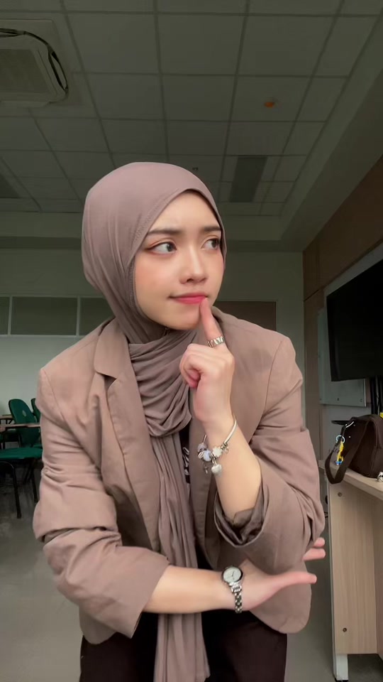 @Nayla 💃🏻