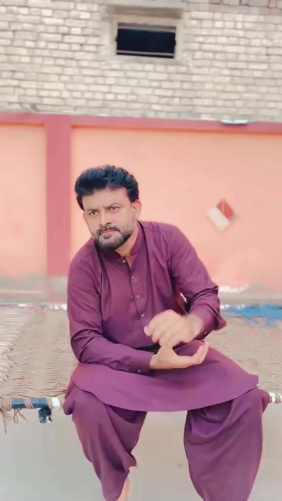 @IRFAN ALI 👑