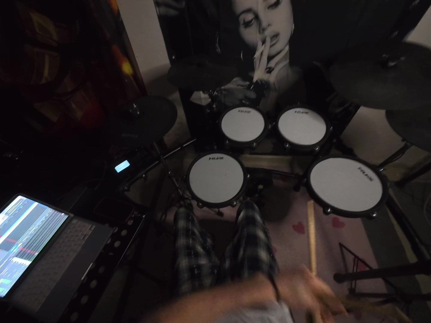 @Bloodydrums🪷