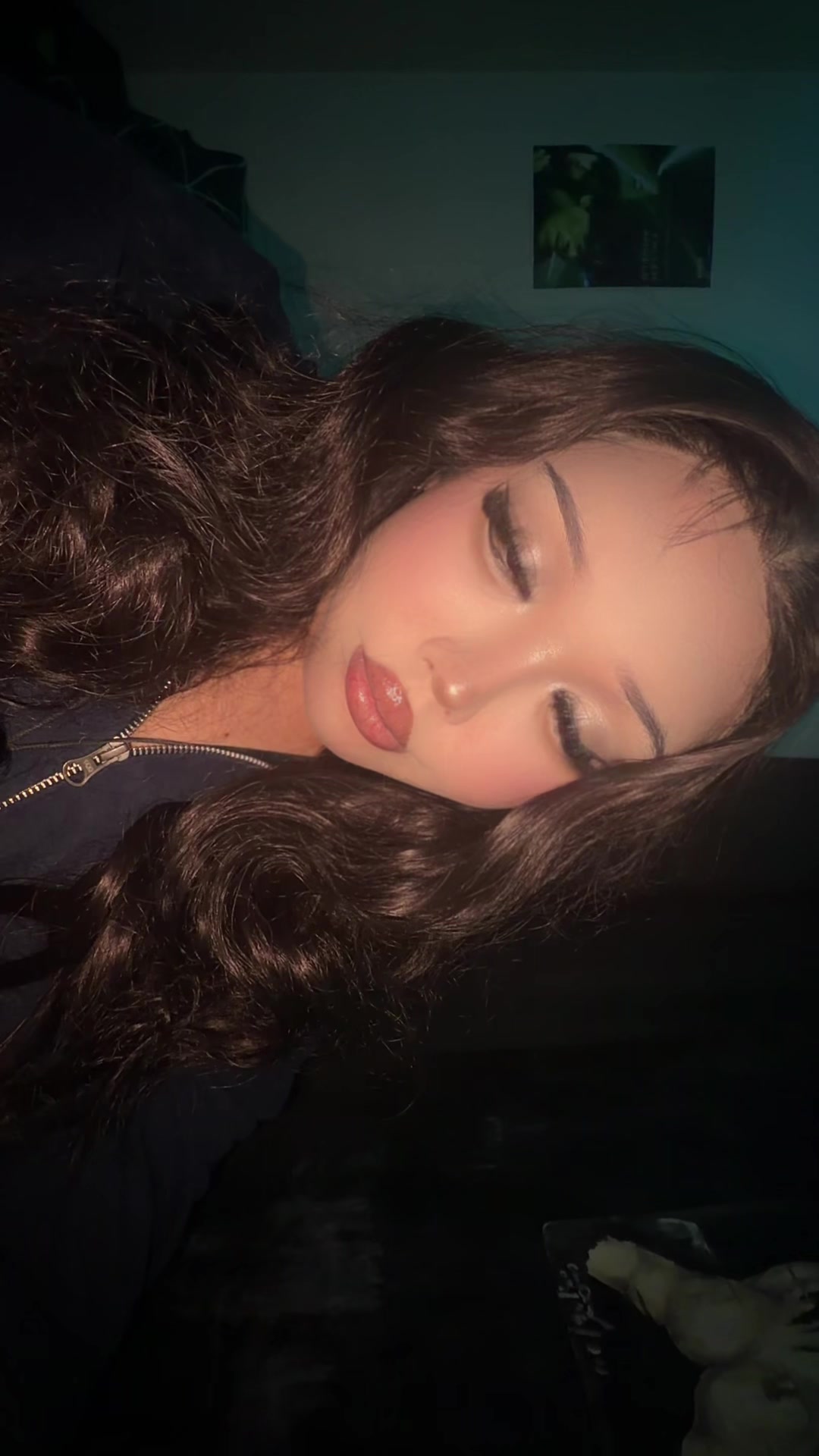 @𝙘𝙝𝙡𝙤𝙚 𝙠𝙚𝙣𝙙𝙞 🖤🇵🇭