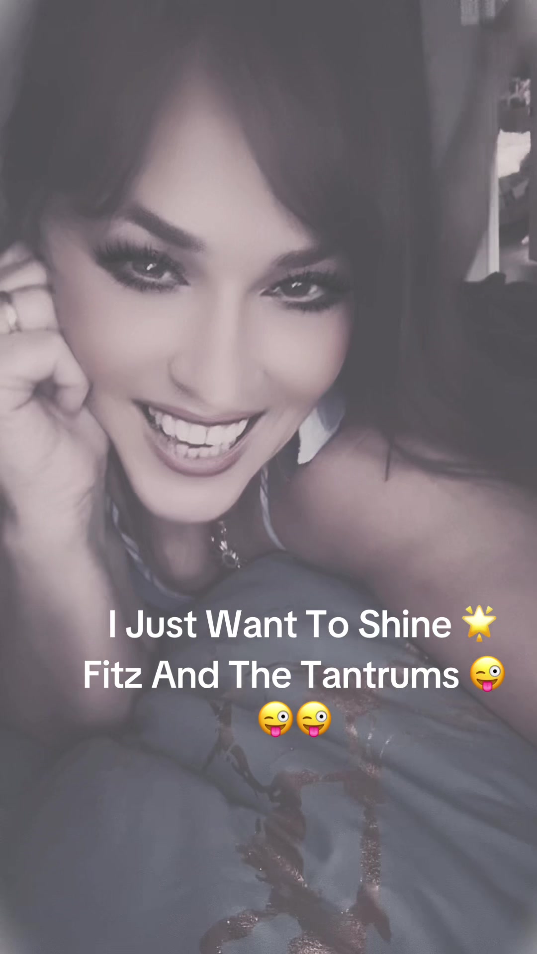 @uptunegirl_