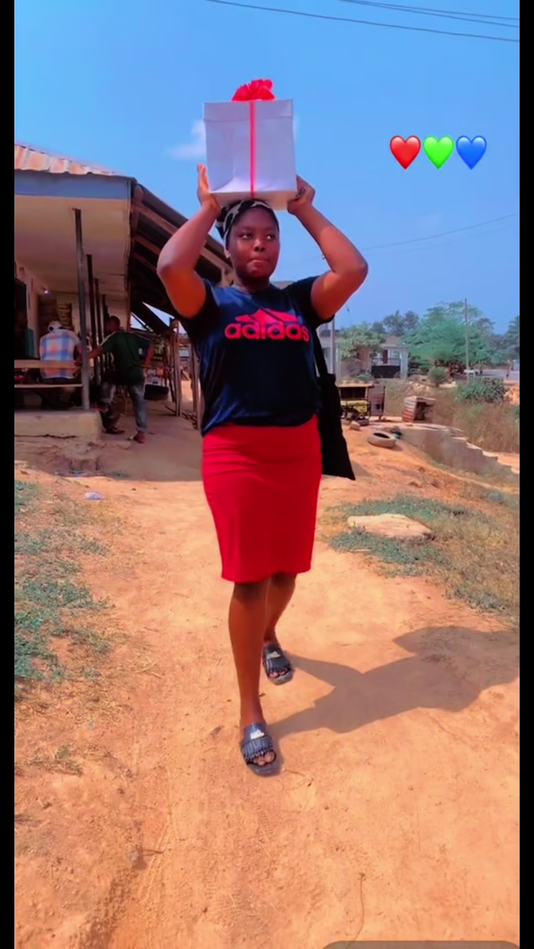 @MERCYLABI ONIKEEKI🎂🧁🍰
