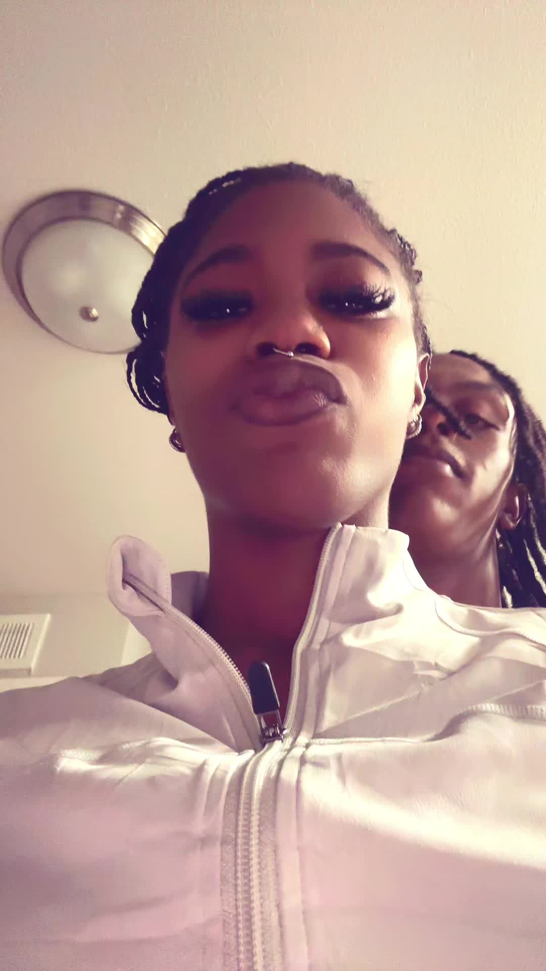 @deshayyy🧸🫧.