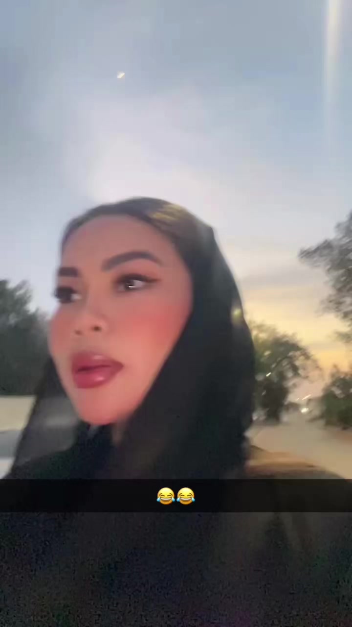 @Ak♥️