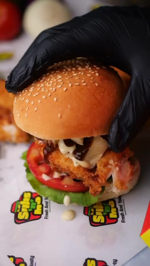 @Subs'n'Mo