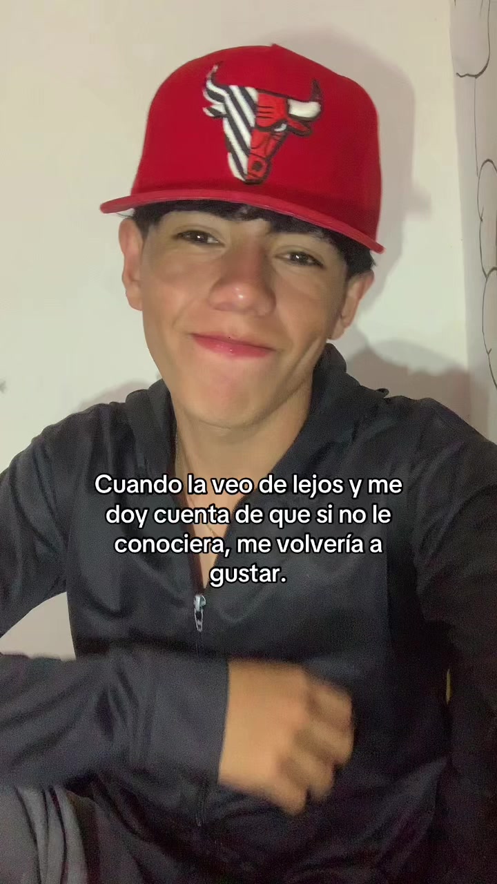@elias.