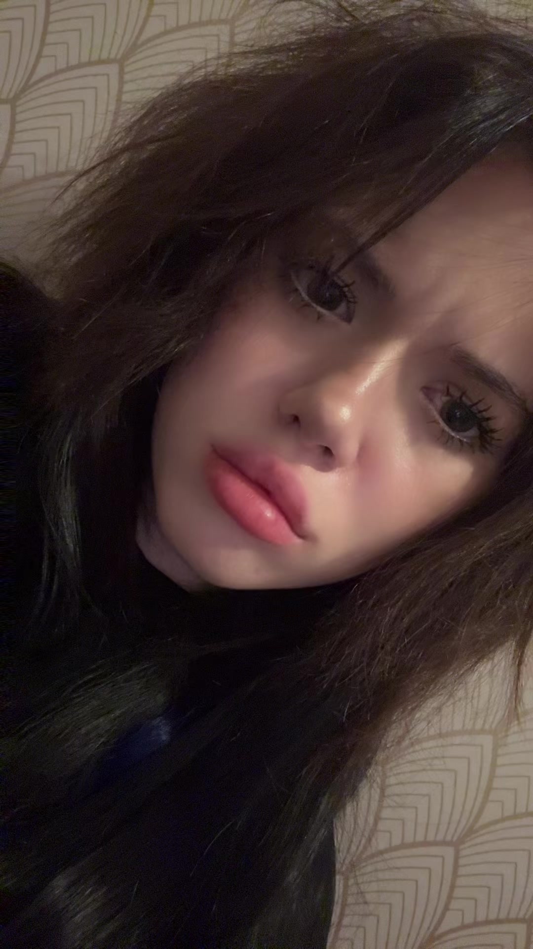 @meļaniia