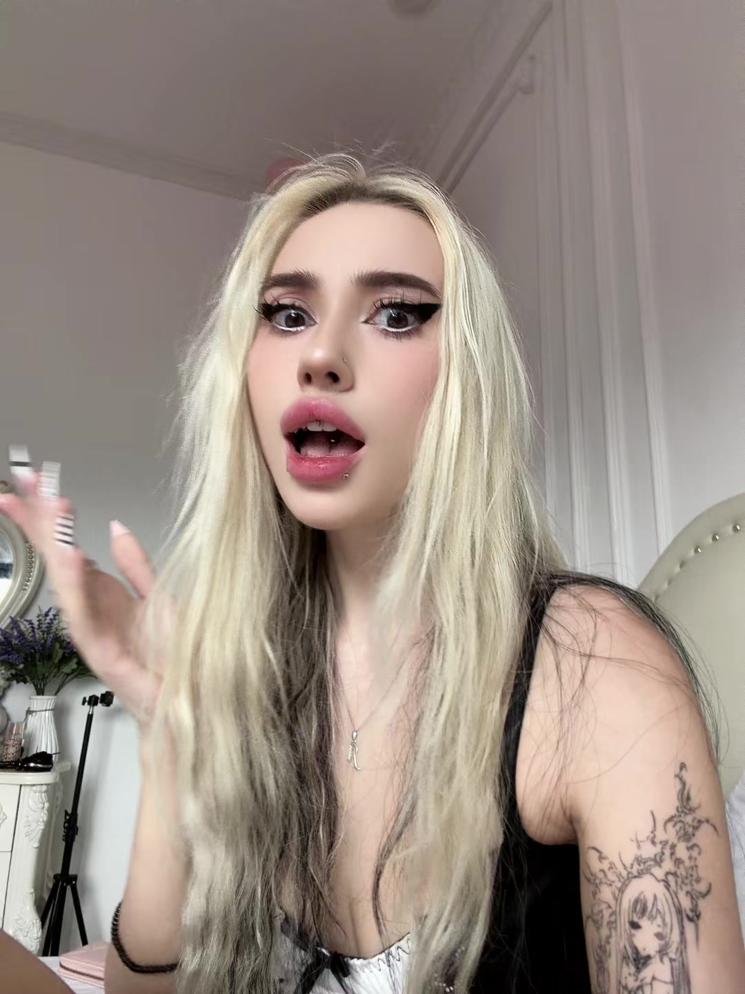 @Киса