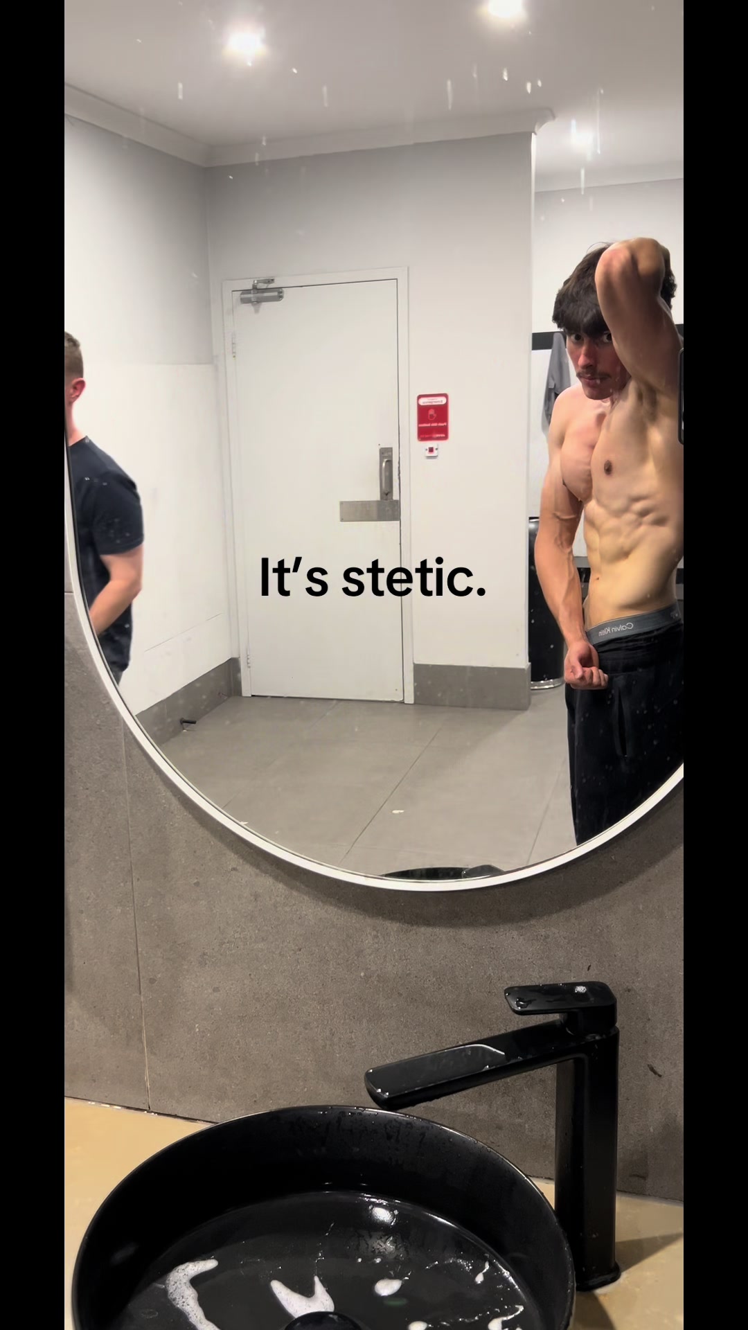 @Sam 🦈