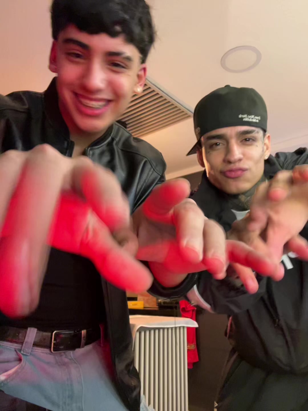 @____cesar08🕷️