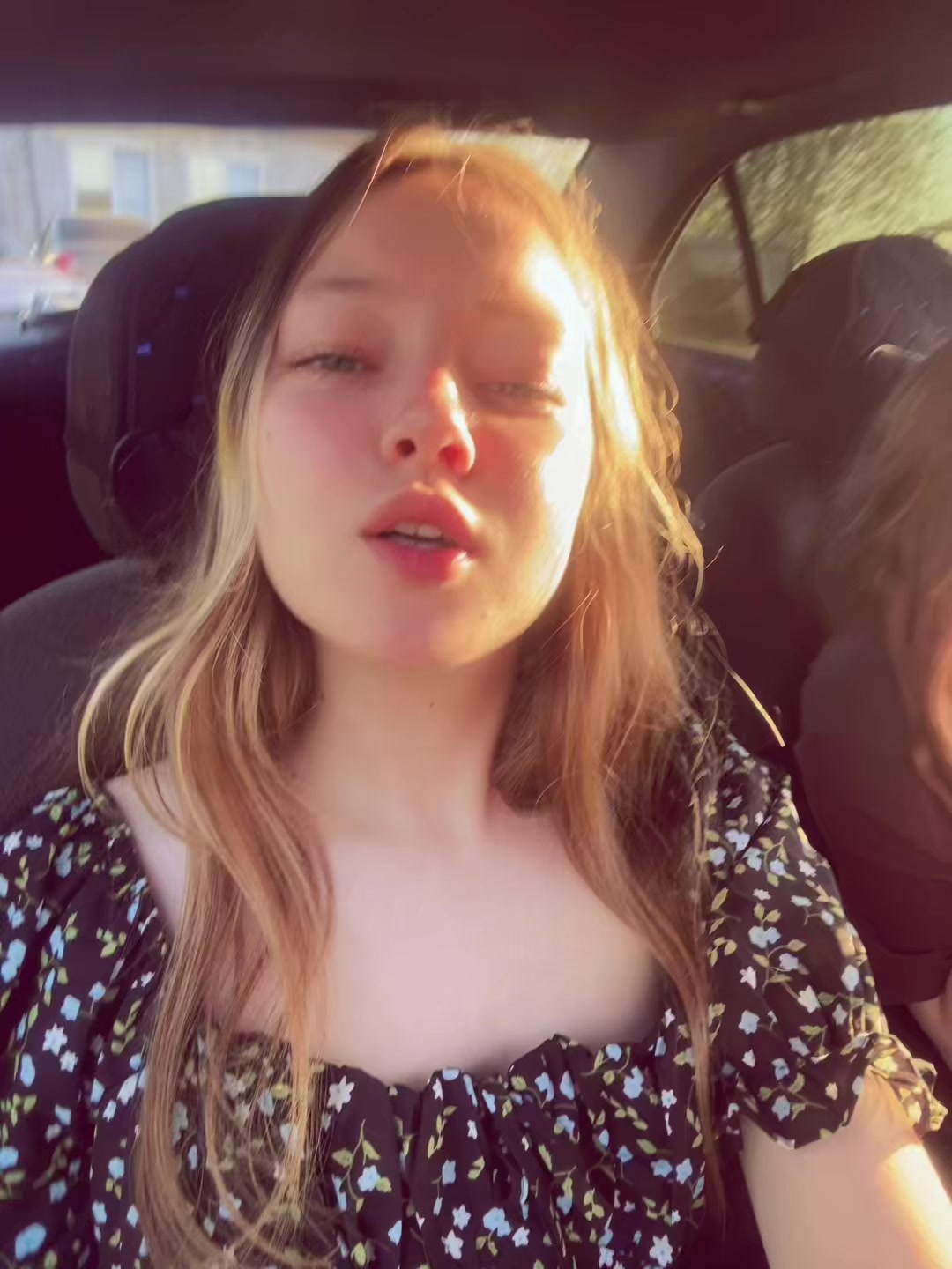 @lesyaas
