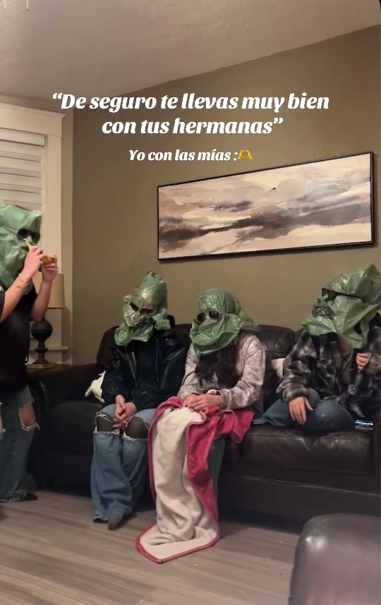 @Liz G🕷️🖤