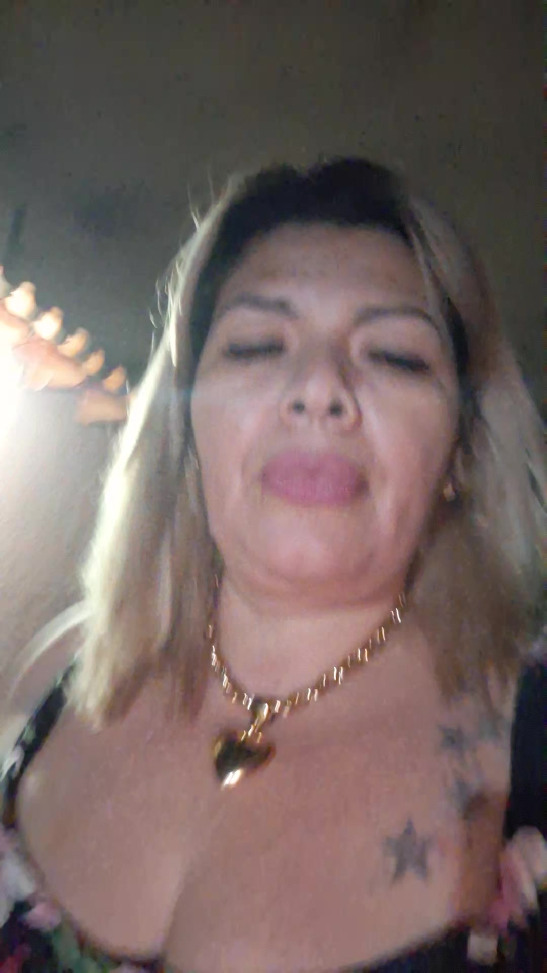 @Rachell__Baez