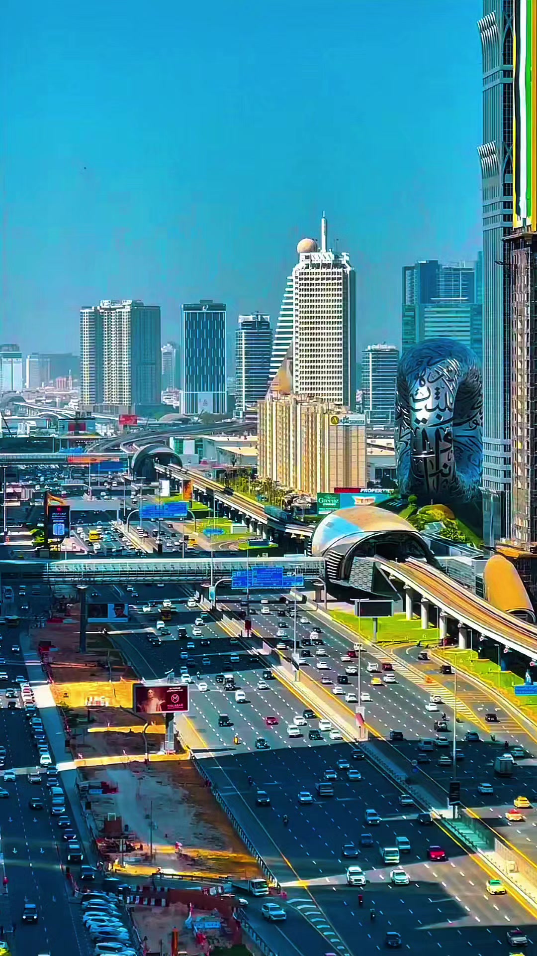 @dubai