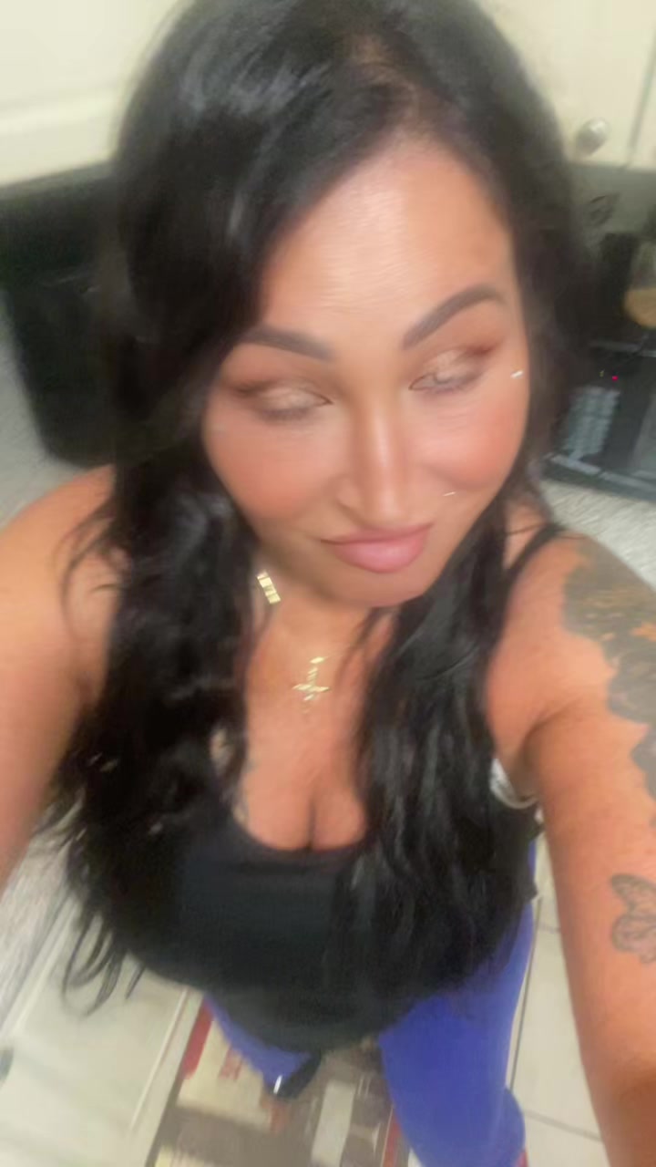 @Italiangirl🇮🇹native🇨🇦🇨🇦