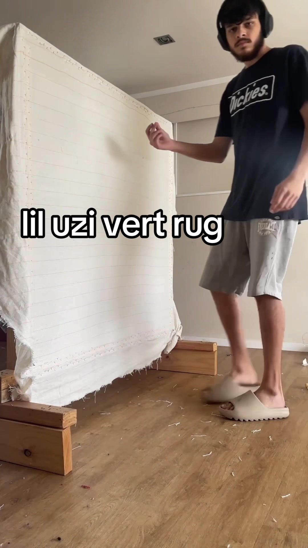 @rugsbyronak4