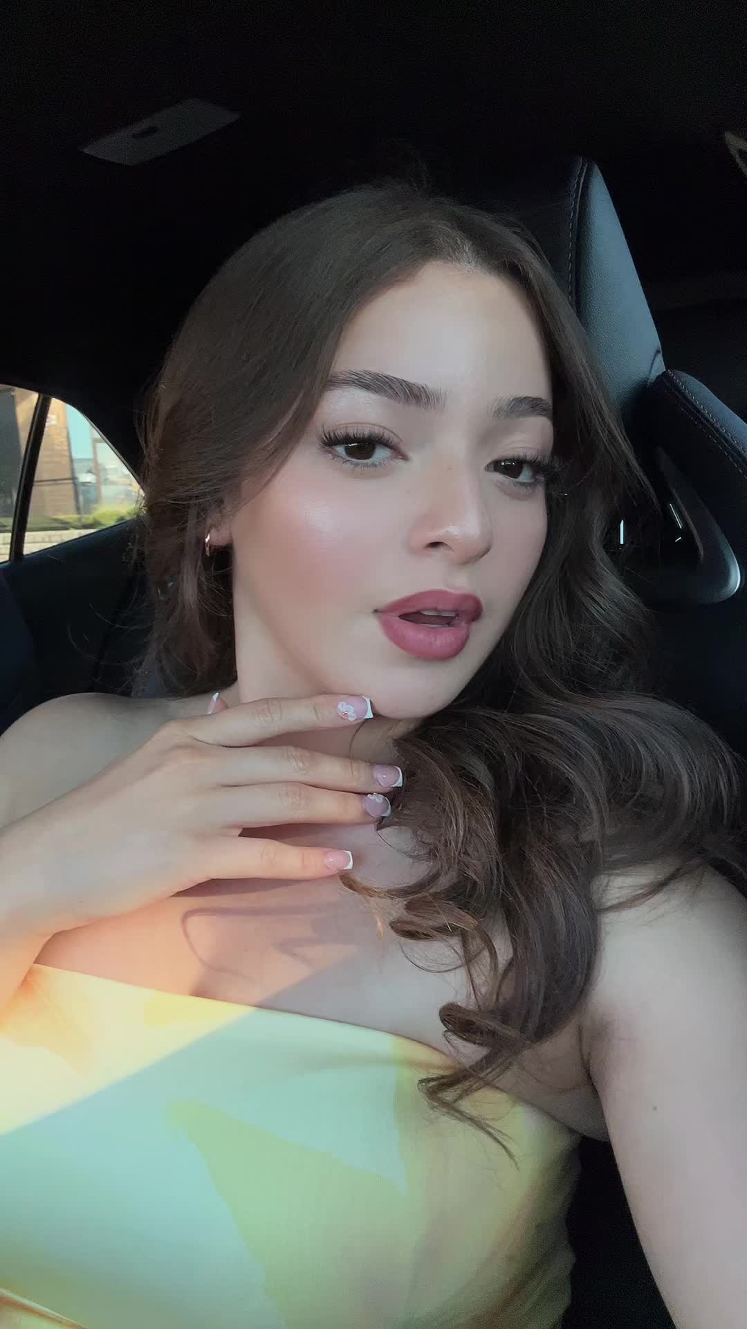 @_senoritaawesome_