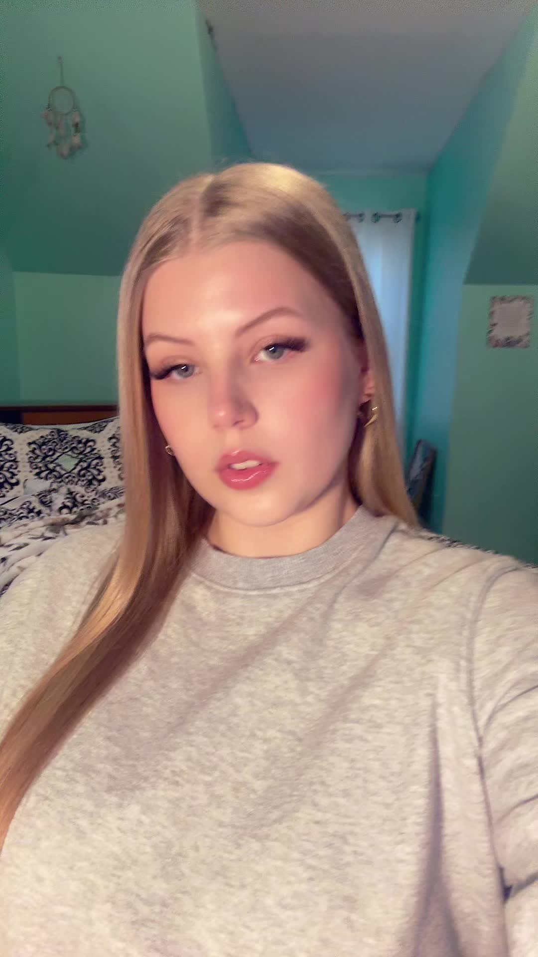 @julia