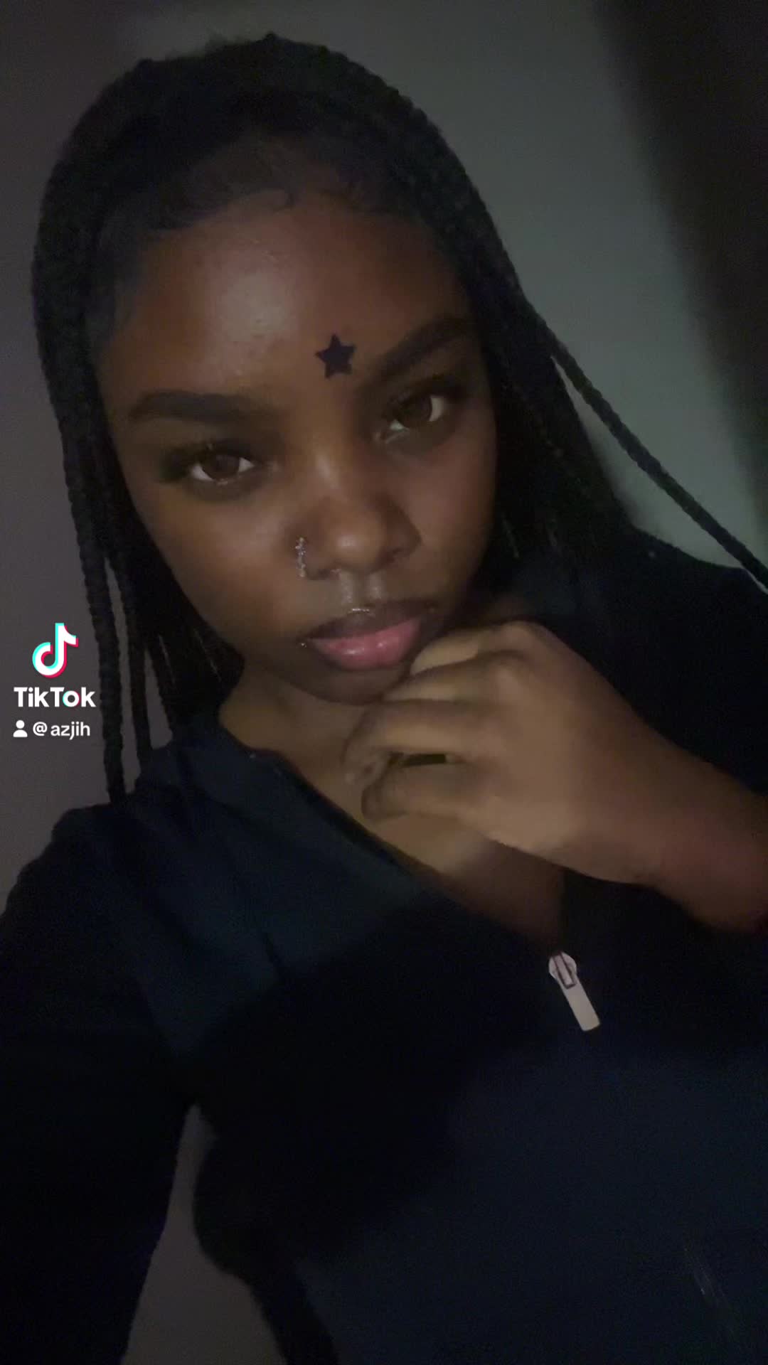 @azjihn