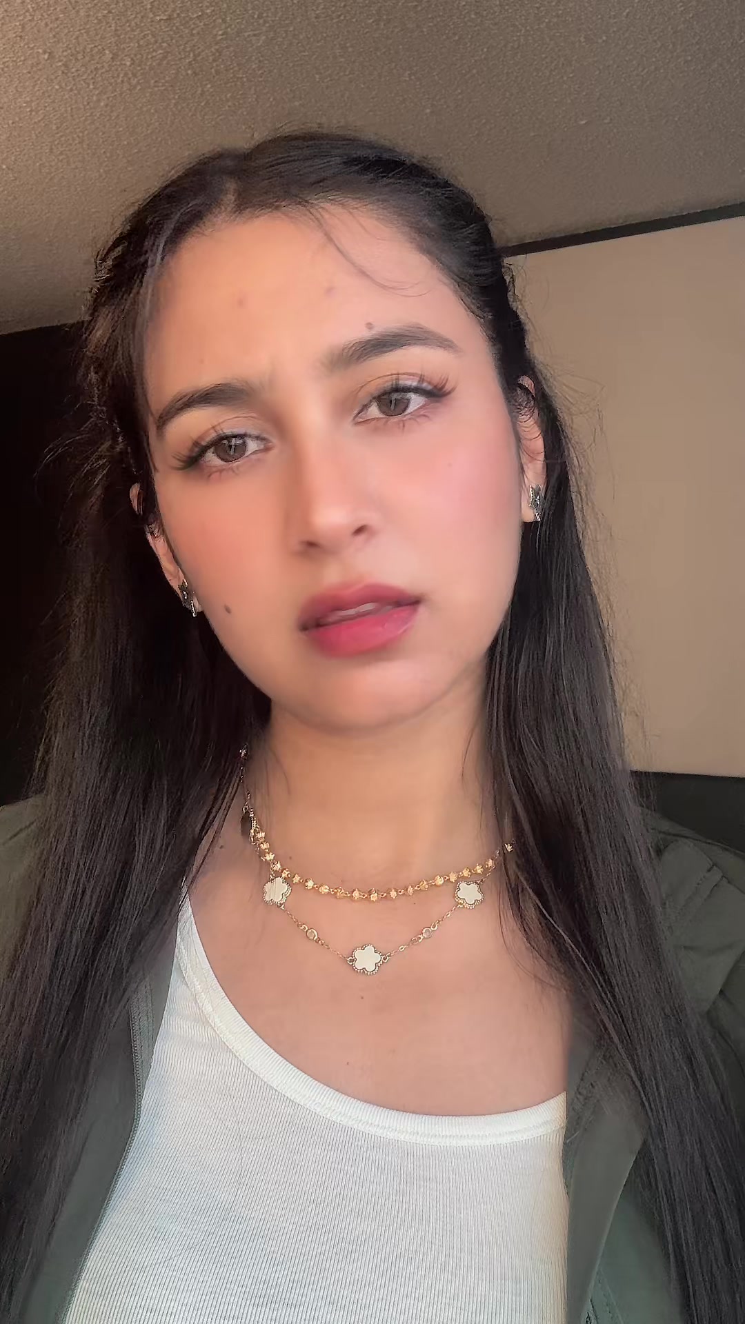 @Jazz_kaur_20