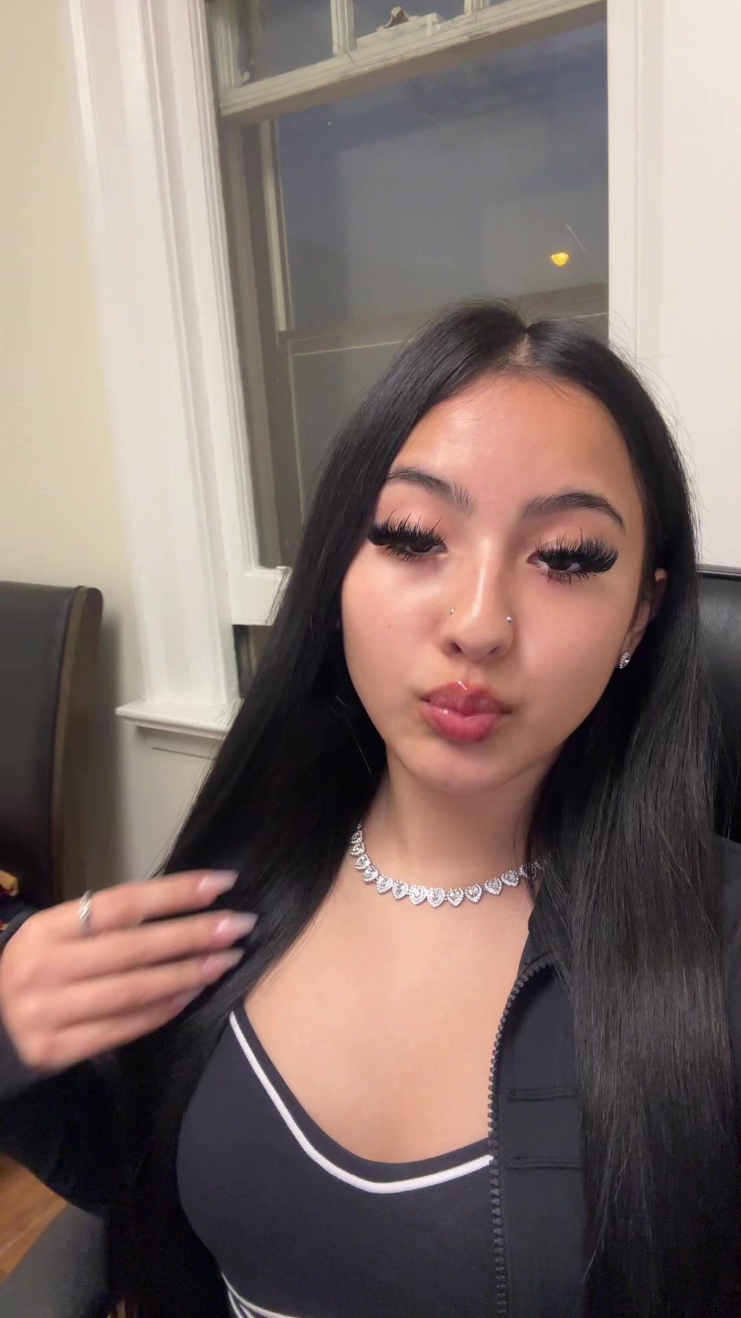 @️