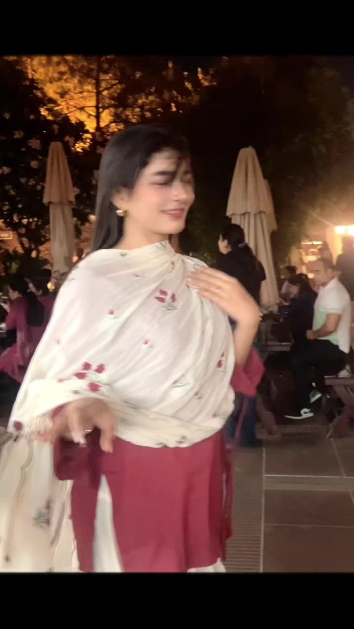 @ainadwivedi