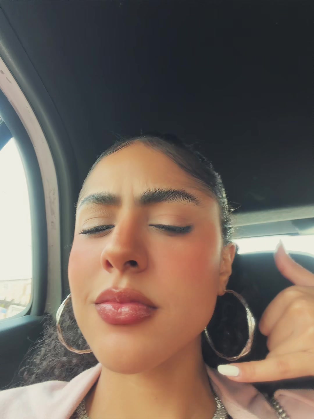 @raiiamaral