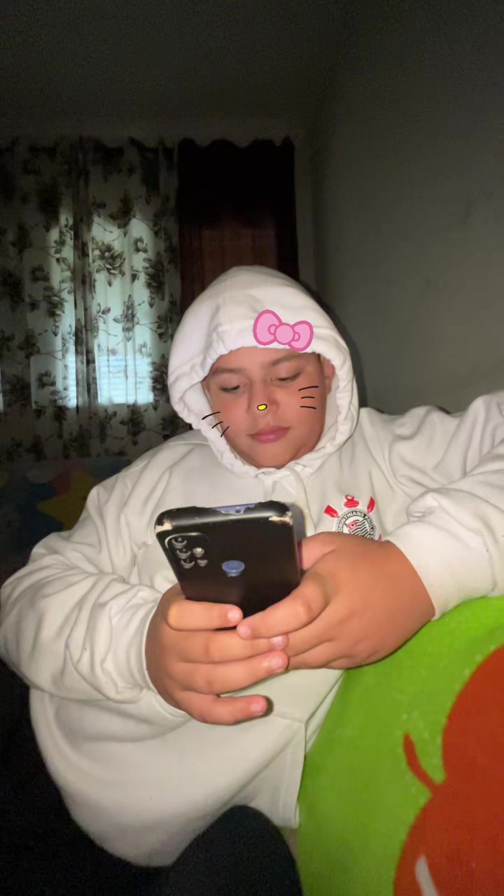 @Lavínia🩷✨