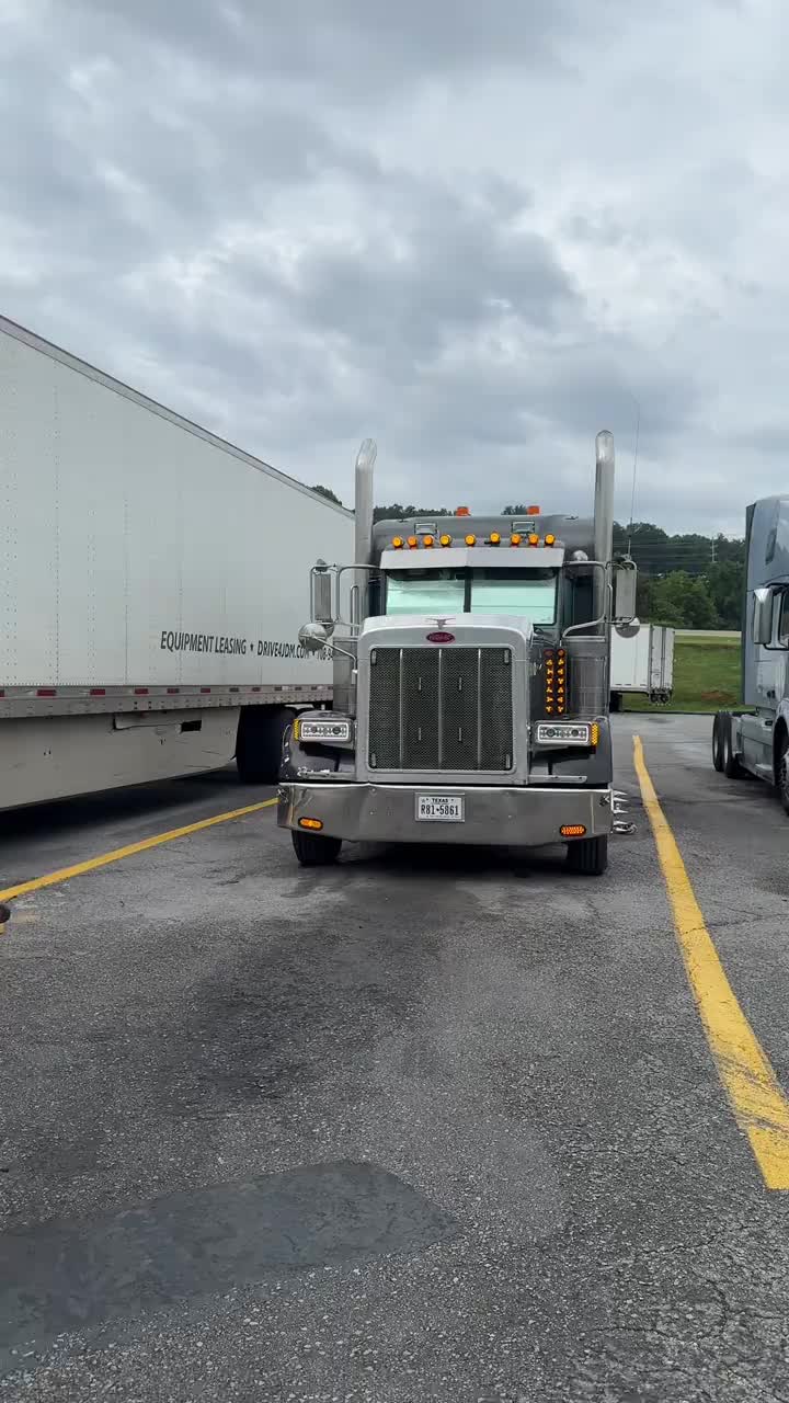 @Tic Truck Toe