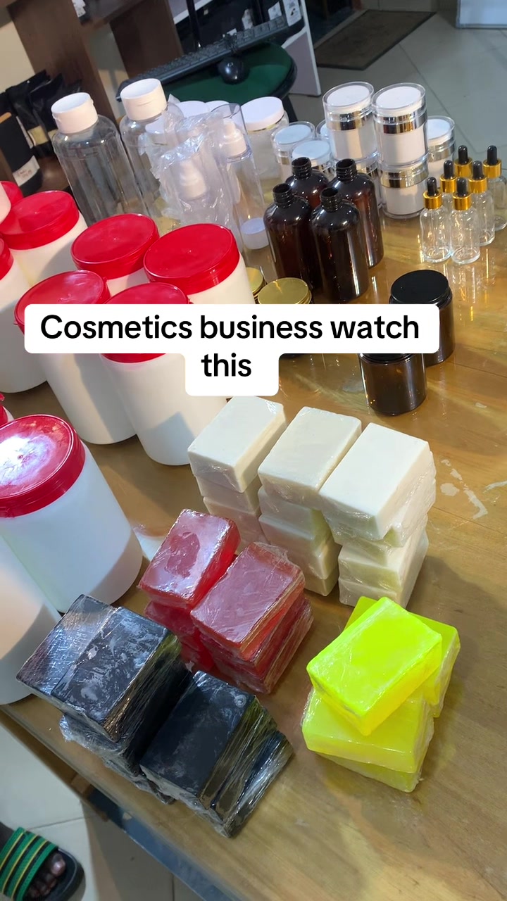 @BOTANICAL RAW MATERIALS UG