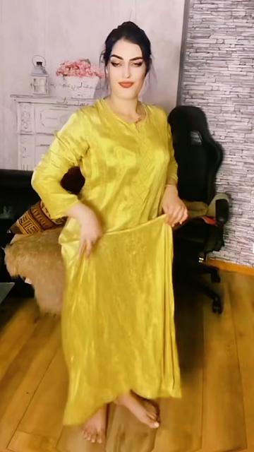 @ألأستاذة نجوى ((وحش الكون))
