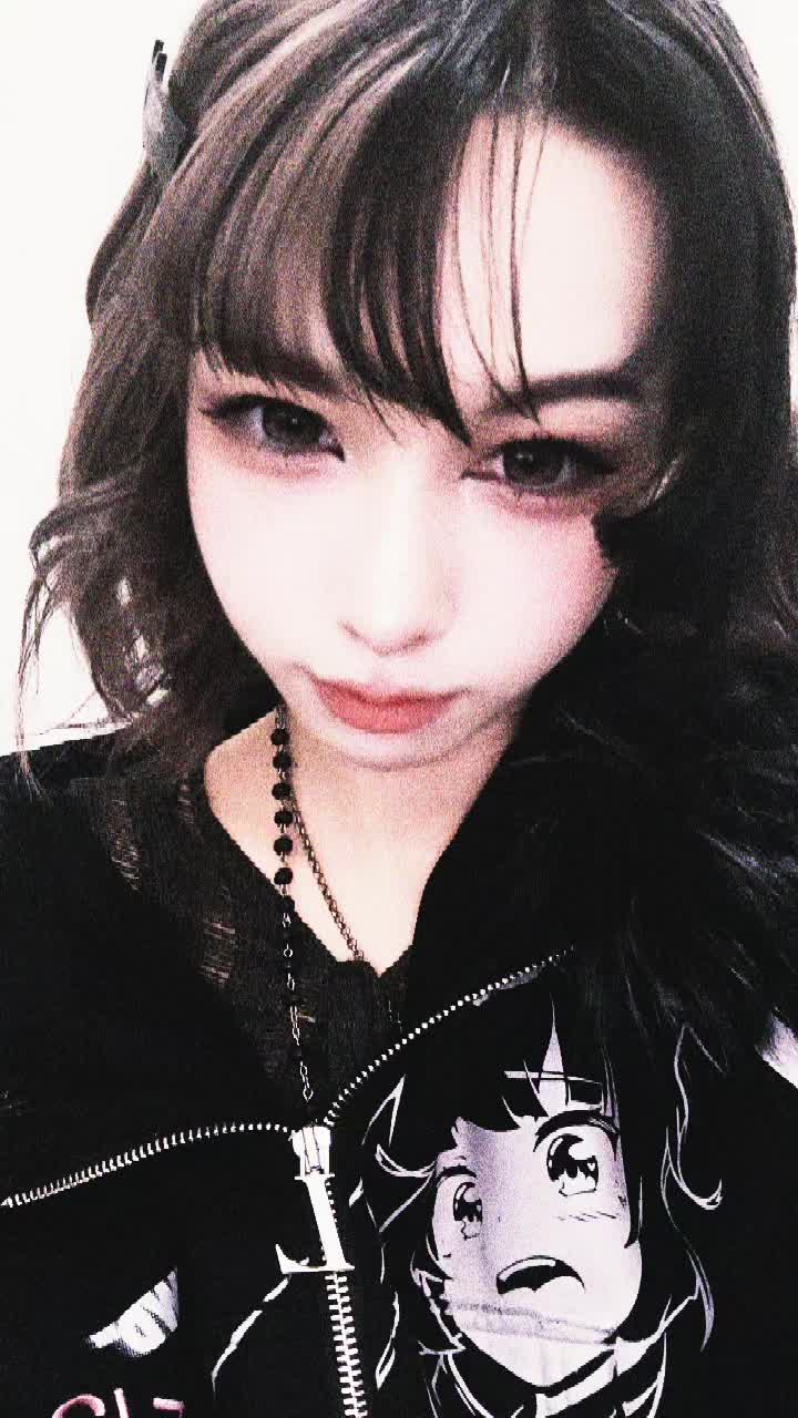 @Bella εꨄ︎з