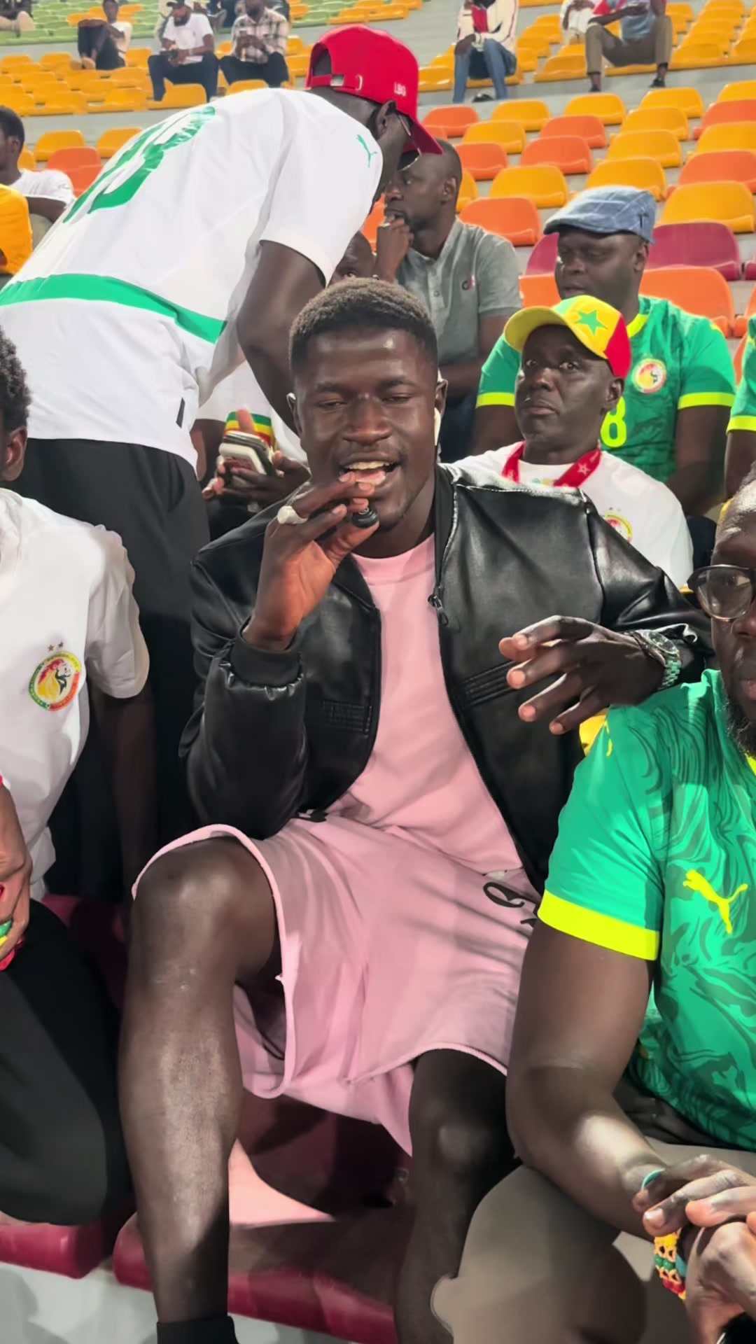 @𝔹𝕒𝕕𝕦_𝕢𝕝𝕗𝕠𝕠𝕥🇸🇳
